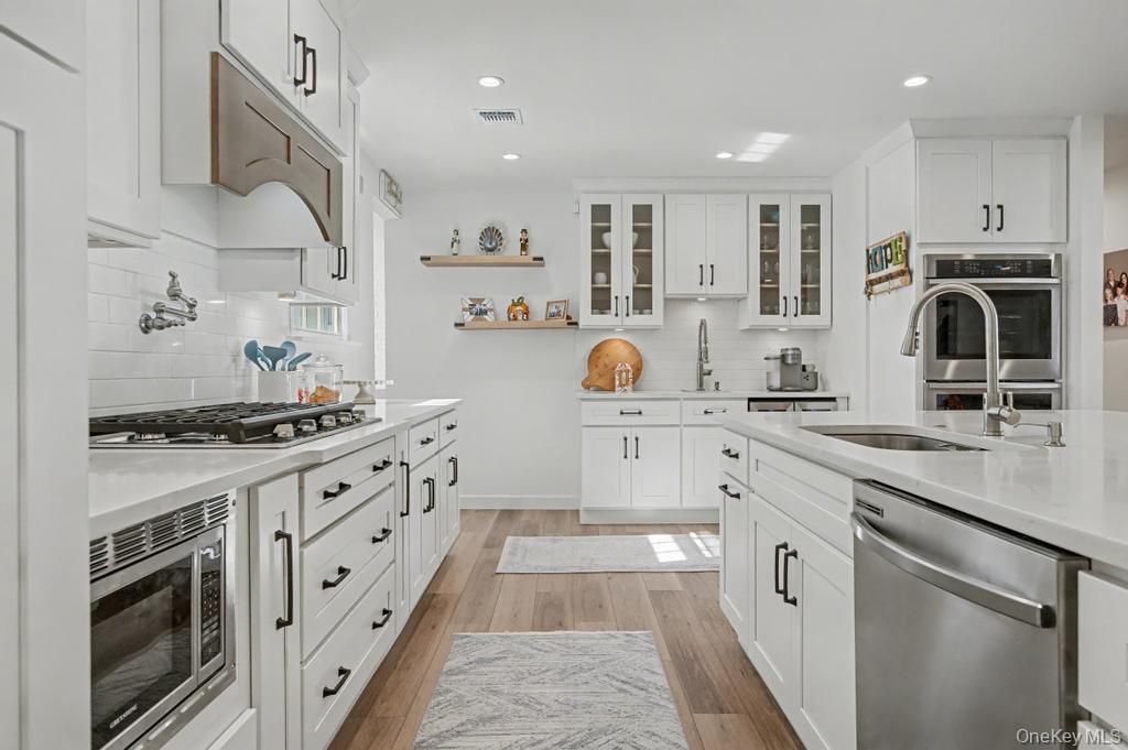 #15 photo, 12 Pheasant Drive, Commack , NY 11725