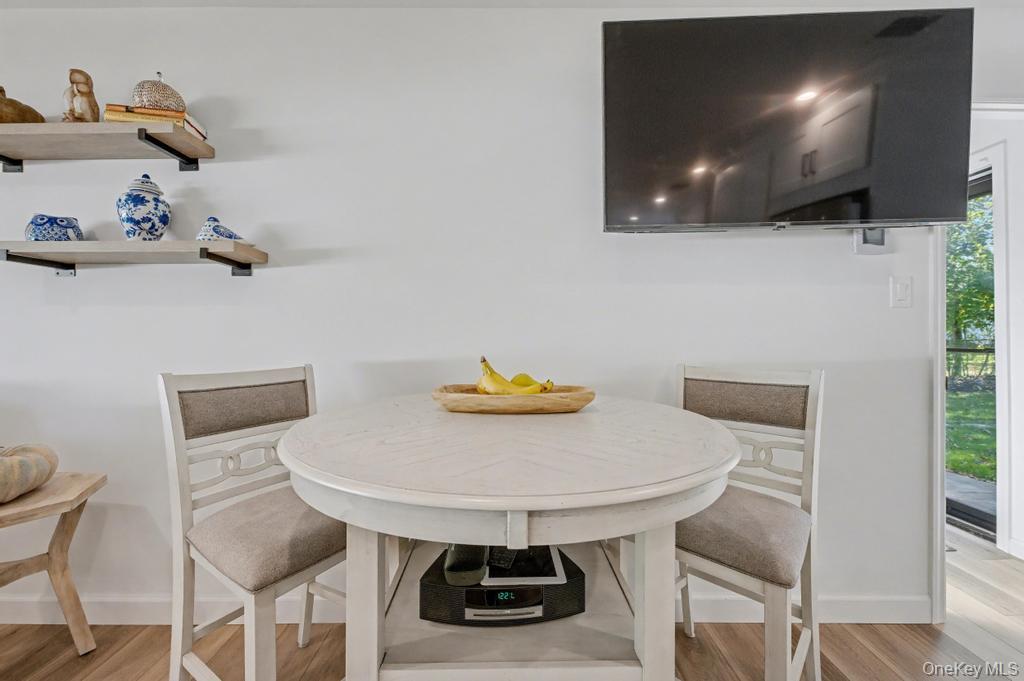 #19 photo, 12 Pheasant Drive, Commack , NY 11725