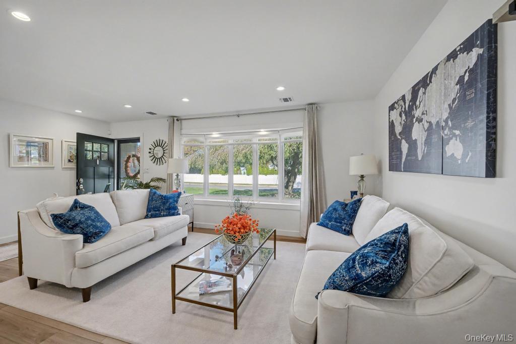 #6 photo, 12 Pheasant Drive, Commack , NY 11725