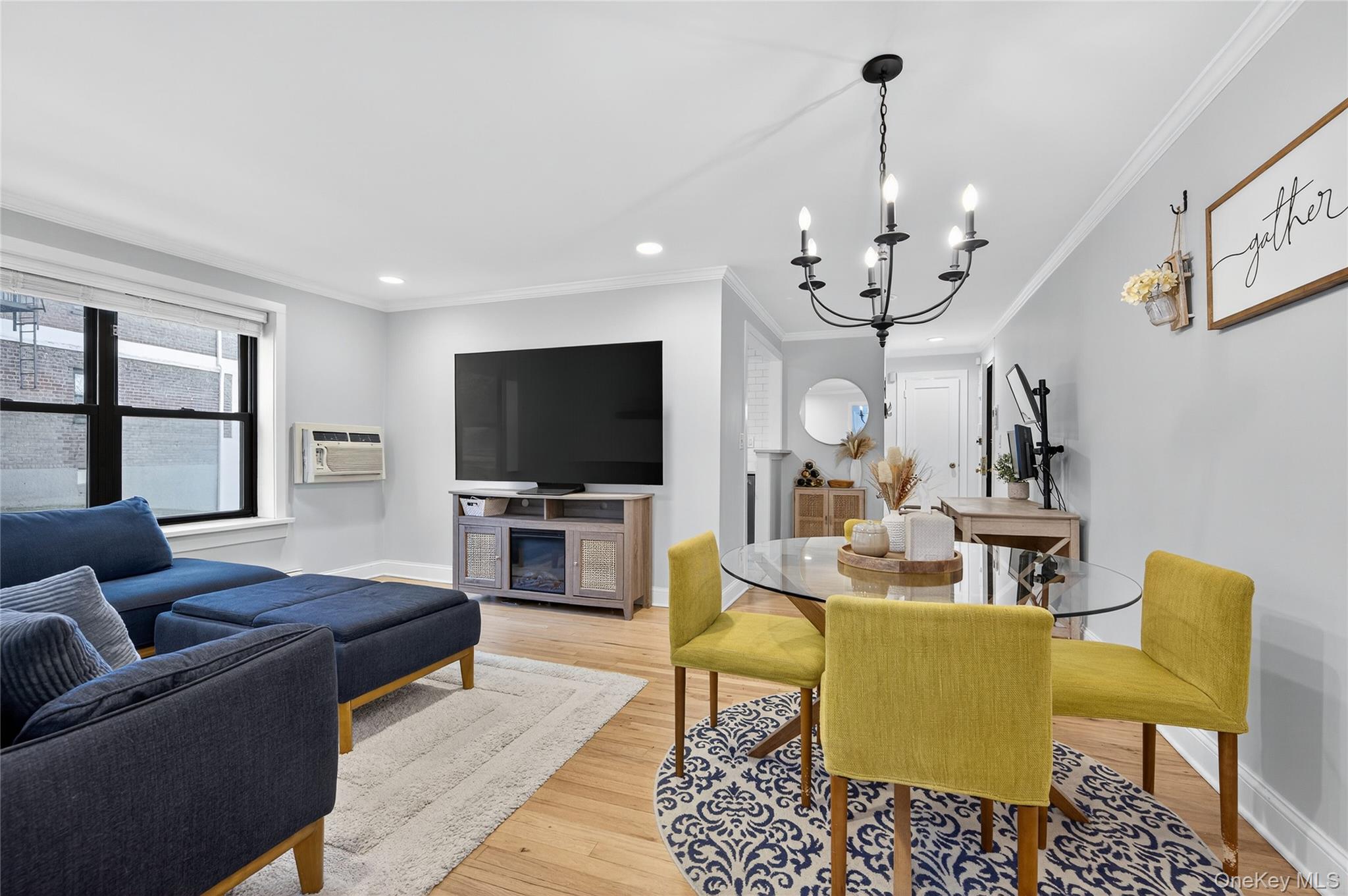 #3 photo, 8 Terrace Circle, ナッソー郡 Great Neck , NY 11021