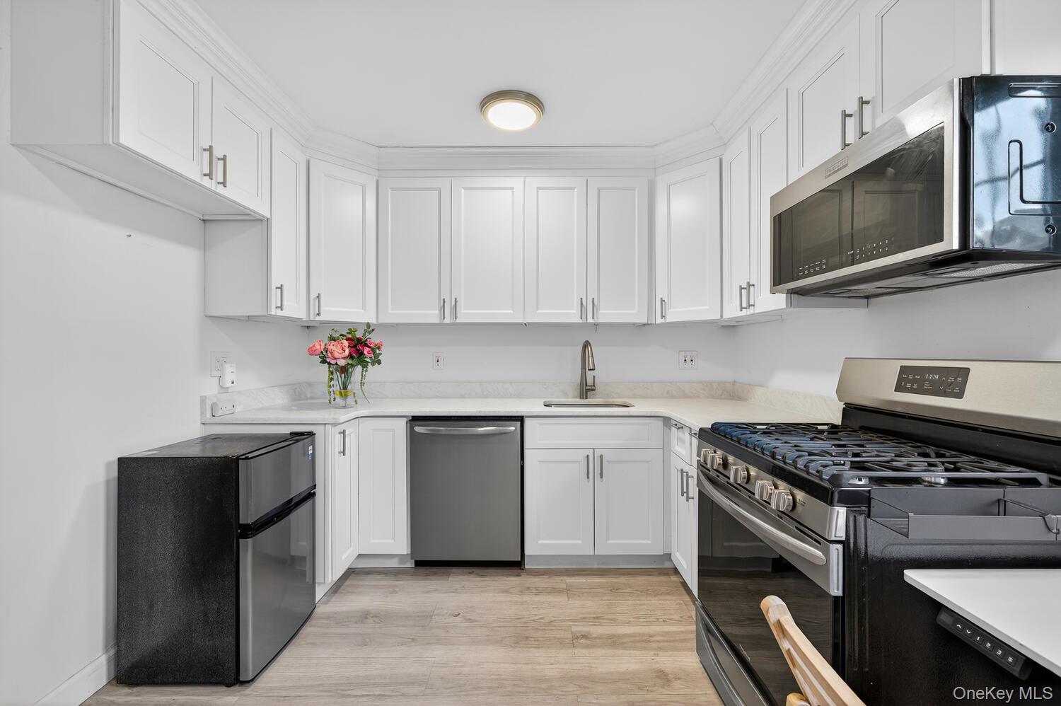 #11 photo, 8 Welwyn Road, ナッソー郡 Great Neck , NY 11021