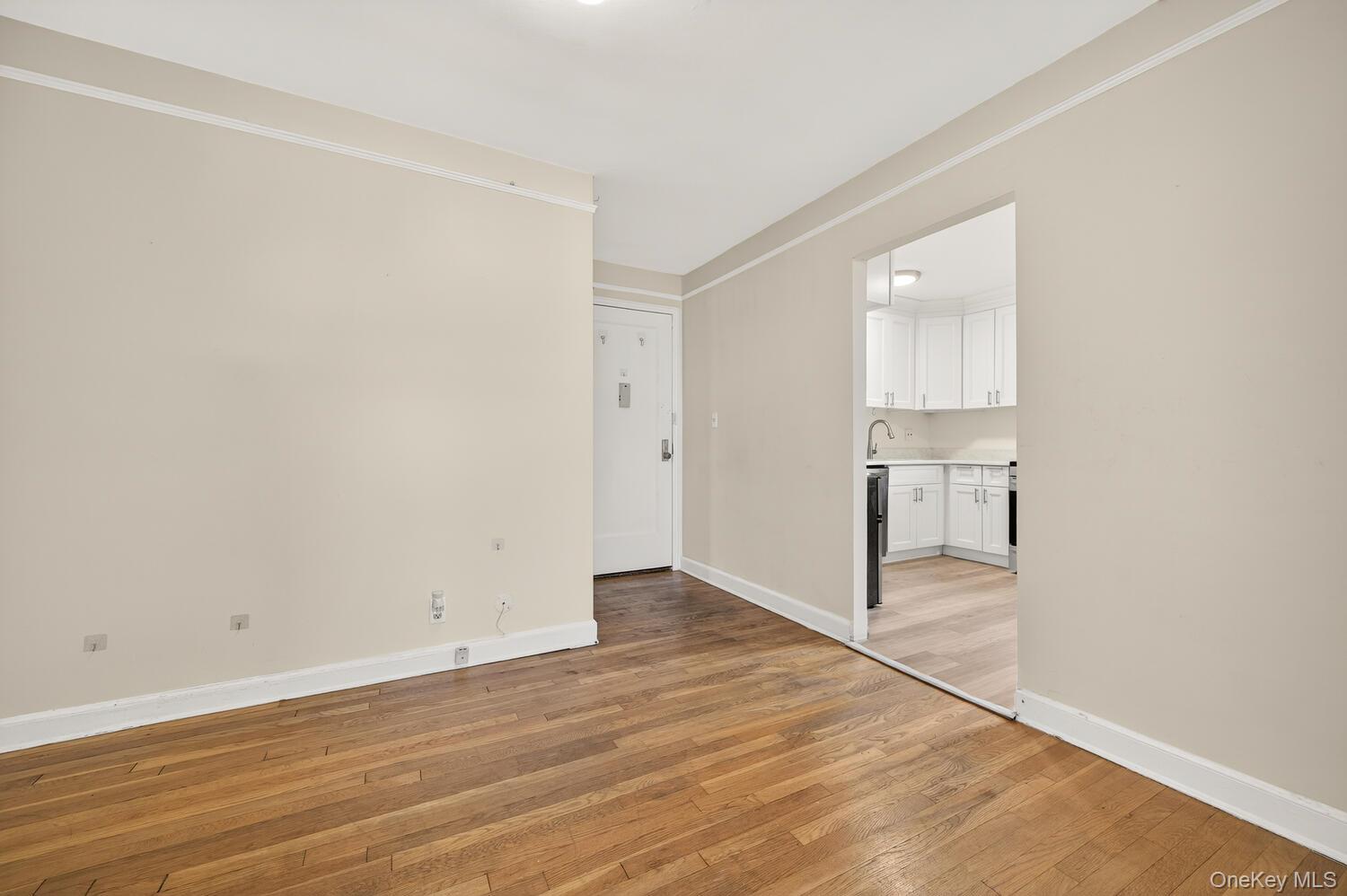 #7 photo, 8 Welwyn Road, ナッソー郡 Great Neck , NY 11021