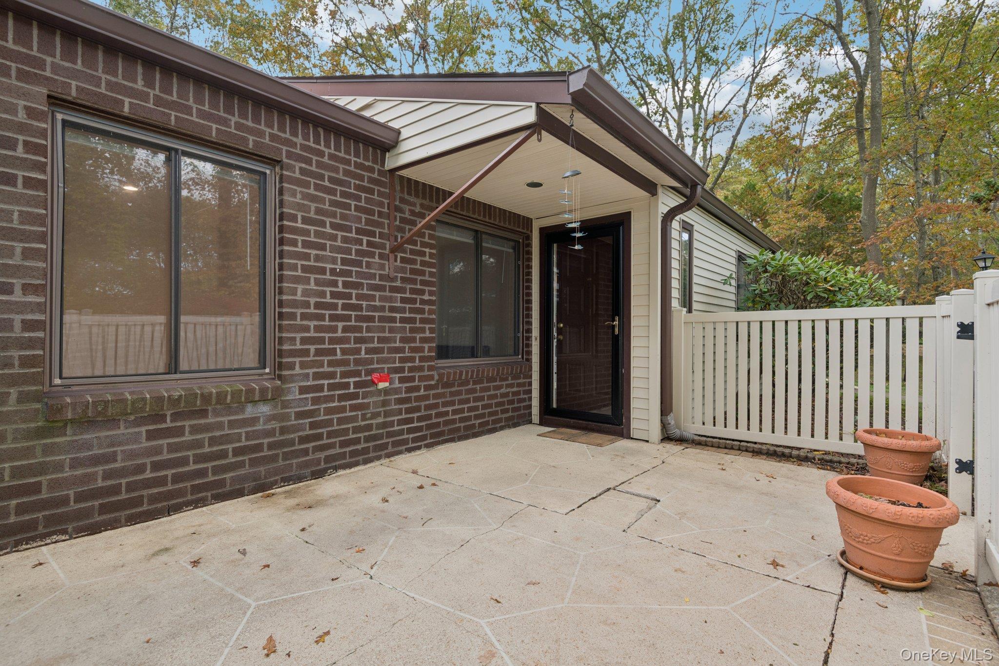 #5 photo, 99 Birchwood Road, サフォーク郡 Coram , NY 11727