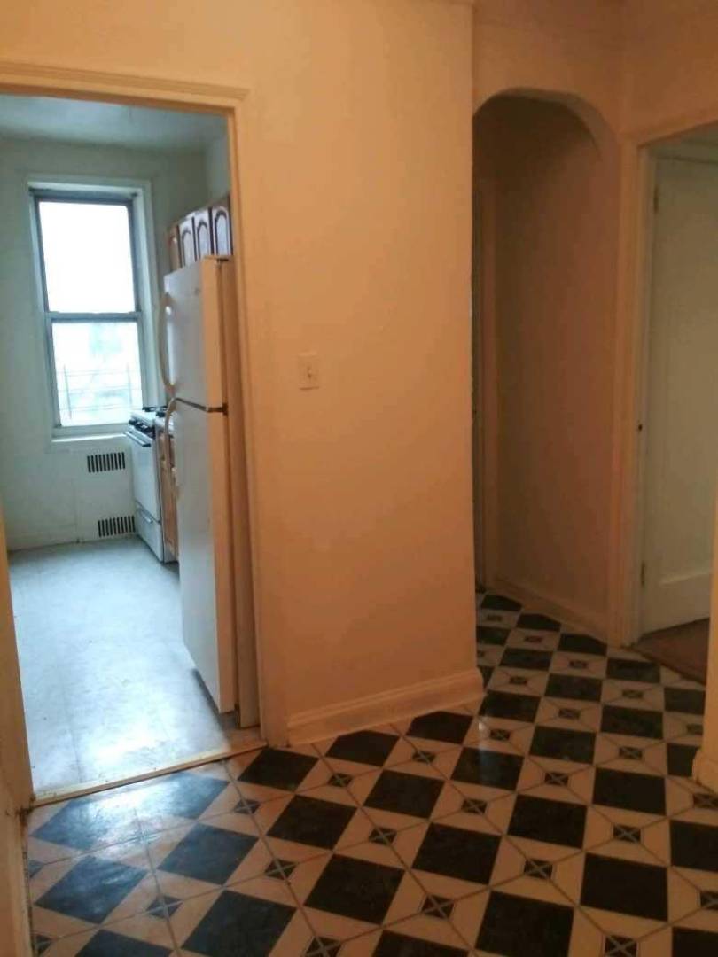 #4 photo, 92-16 Whitney ave, クイーンズ区 Elmhurst , NY 11373