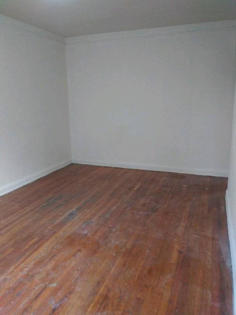 #7 photo, 92-16 Whitney ave, クイーンズ区 Elmhurst , NY 11373