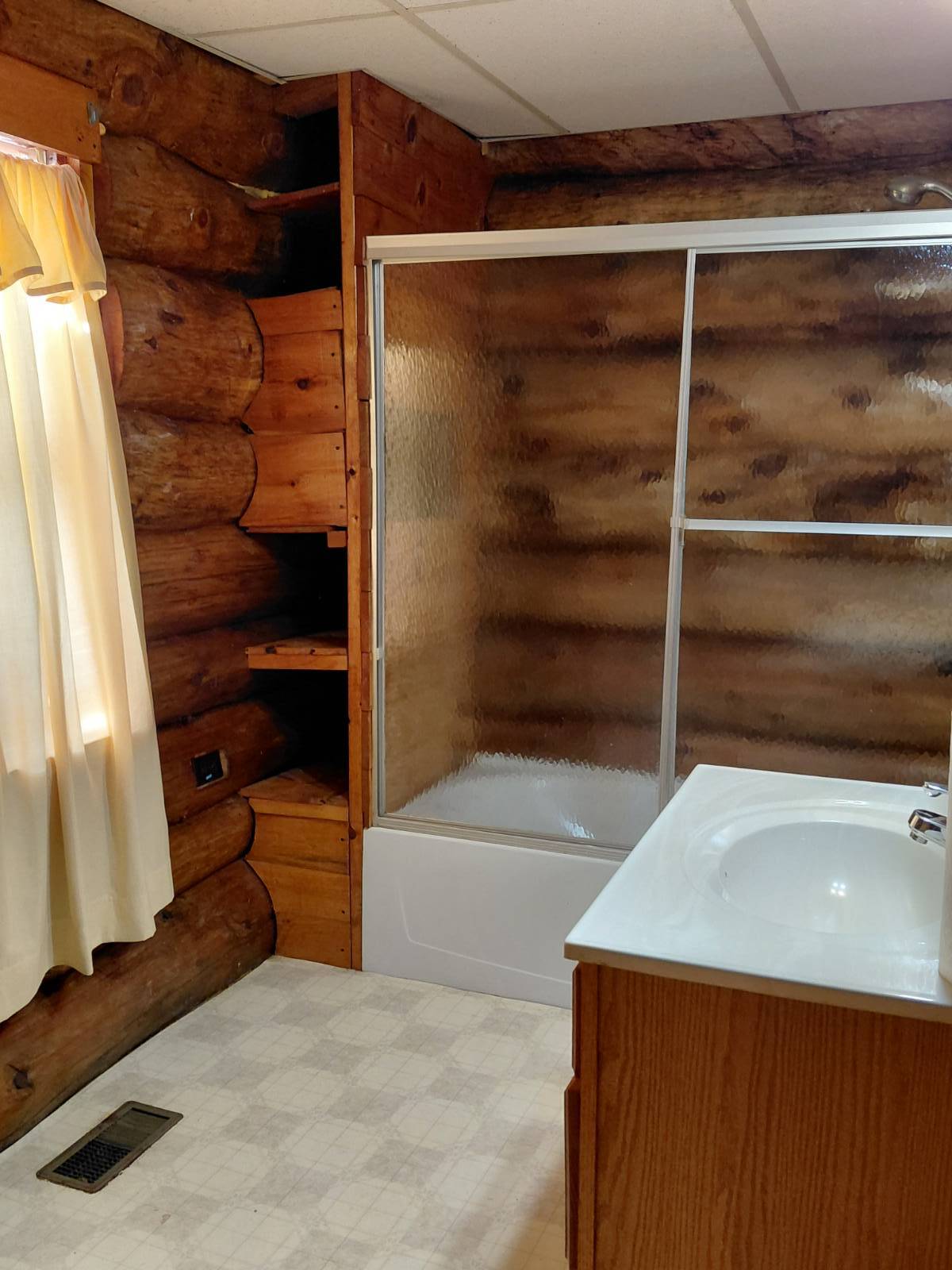 #31 photo, 454 Lily Lake Road, Gloversville , NY 12078