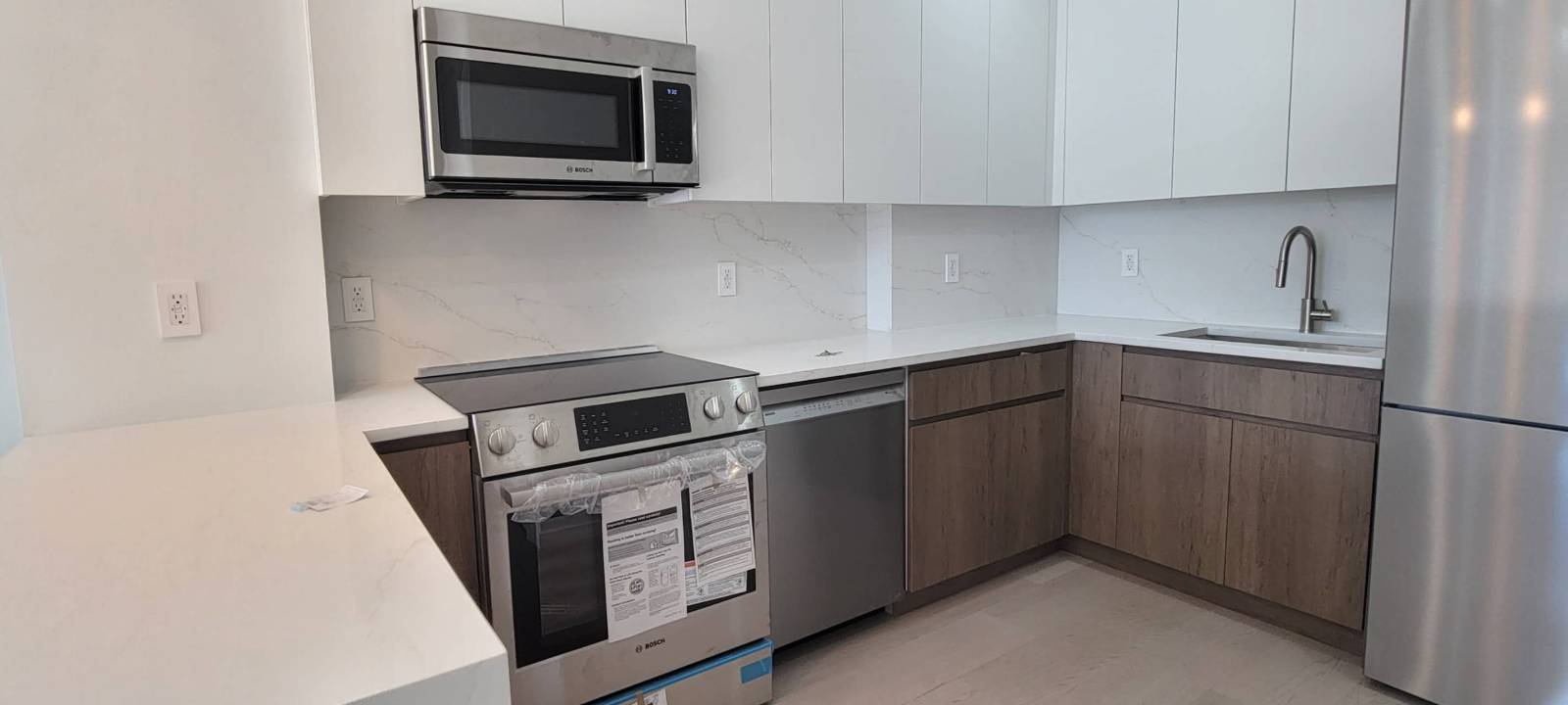 #7 photo, 11-52 44th Drive, クイーンズ区 Long Island City , NY 11101