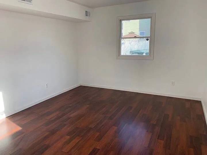 #7 photo, 217 Armstrong Ave, #1F, Staten Island , NY 10308