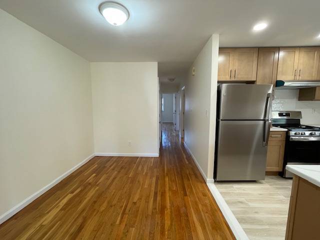 #3 photo, 2014 149th St, #1 plus Basement, クイーンズ区 Whitestone , NY 11357