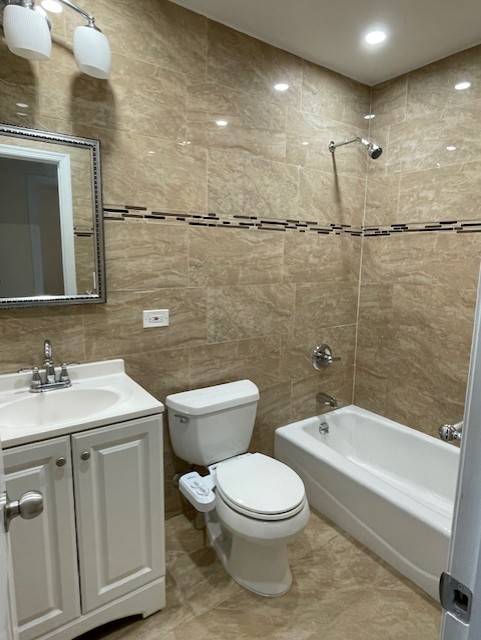 #5 photo, 2014 149th St, #1 plus Basement, クイーンズ区 Whitestone , NY 11357