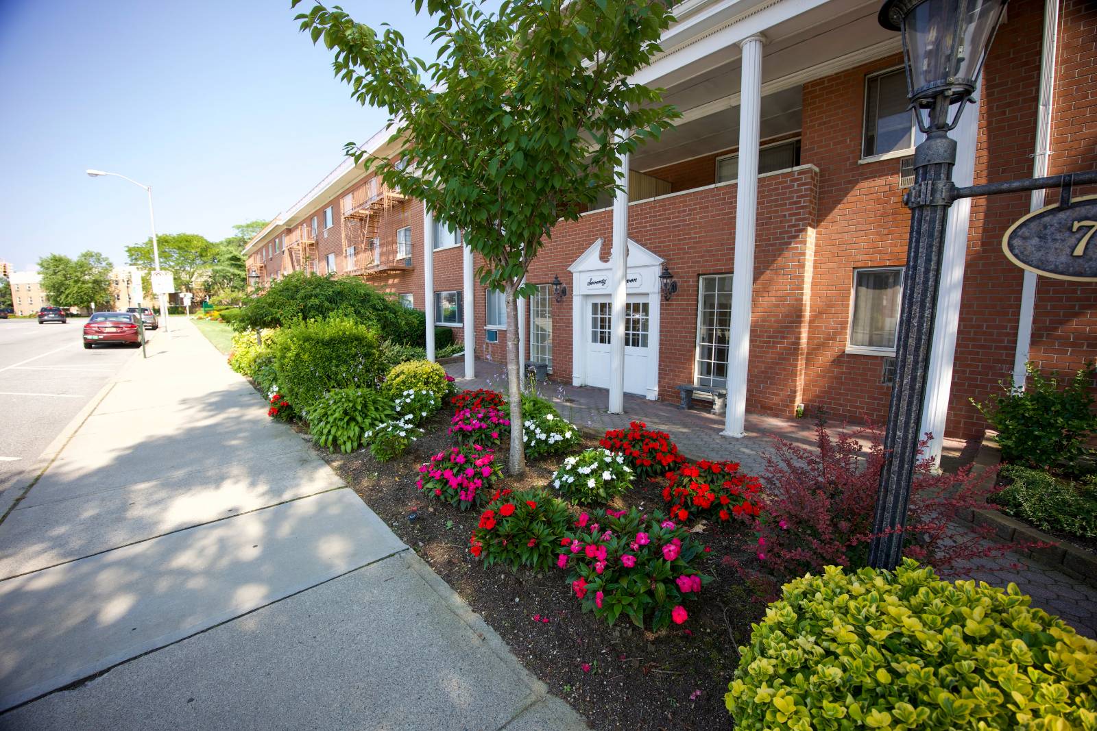 #1 photo, 77 S Park Ave, #A15, Rockville Centre , NY 11570