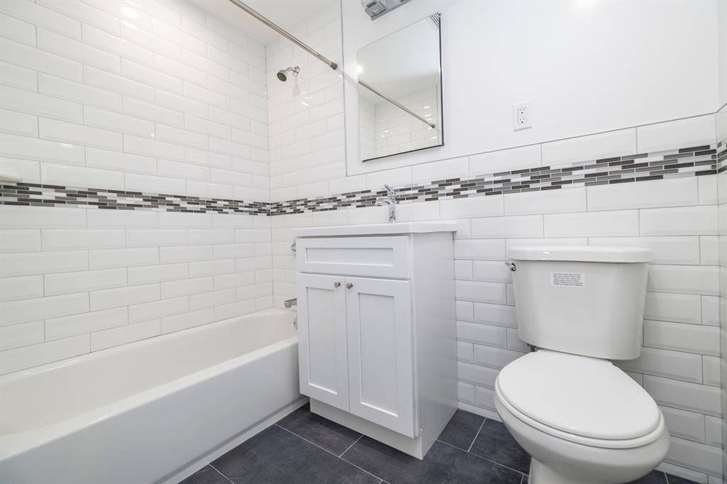 #5 photo, 77 S Park Ave, #A15, Rockville Centre , NY 11570