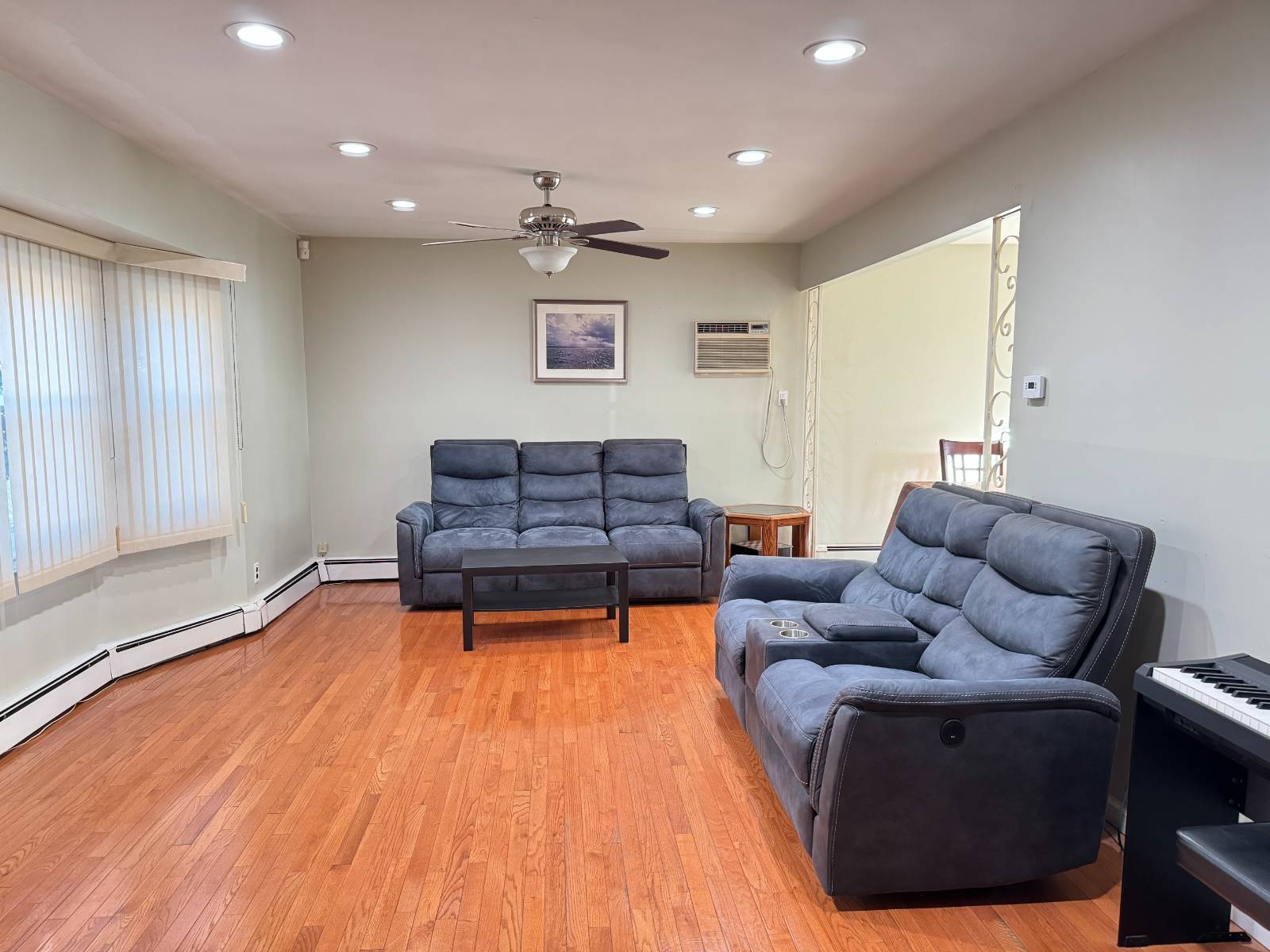 #2 photo, 311 Concord, サフォーク郡 Dix Hills , NY 11746