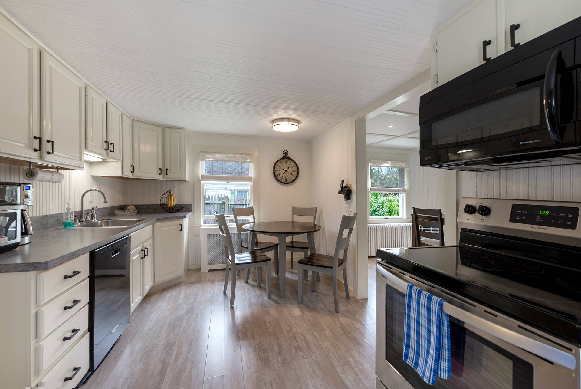 #2 photo, 48 Skinner Street, サフォーク郡 Southampton , NY 11968