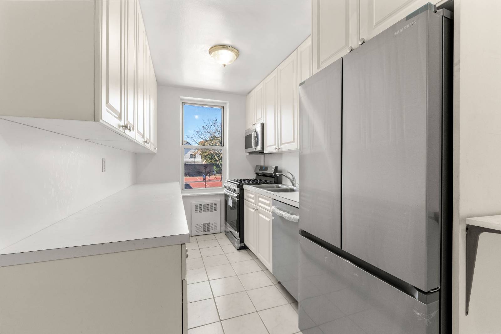 #4 photo, 2525 Nostrand Ave, #2R, ブルックリン区 Midwood , NY 11210