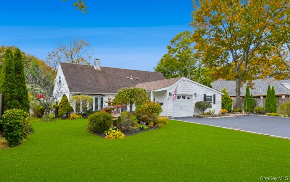 #1 photo, 40 Straw Lane, サフォーク郡 Islandia , NY 11749