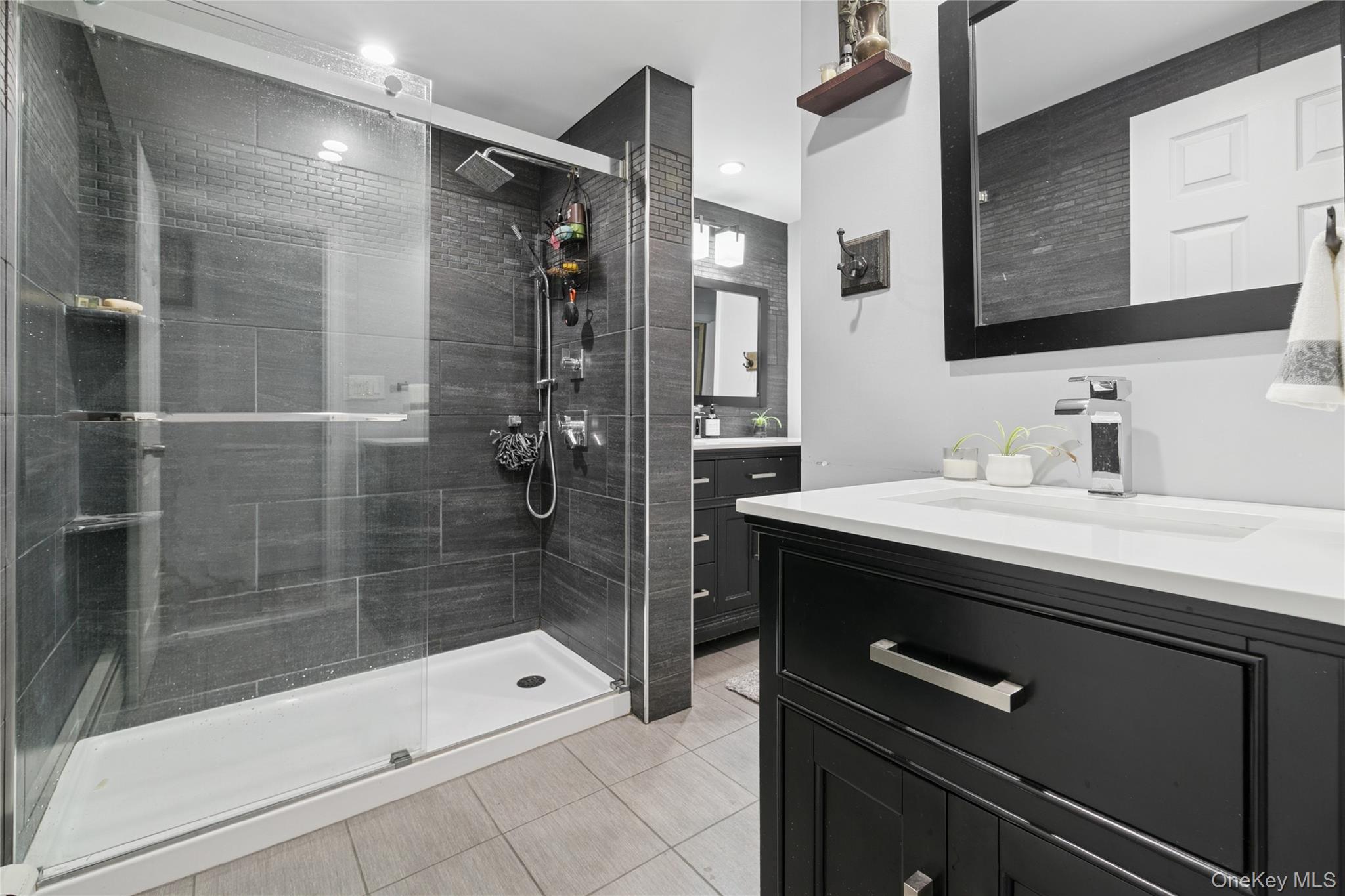 #13 photo, 40 Straw Lane, サフォーク郡 Islandia , NY 11749