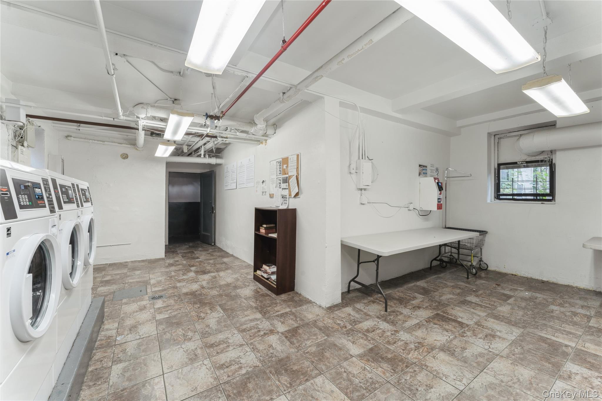 #19 photo, 150-11 72nd Road, Kew Garden Hills , NY 11367