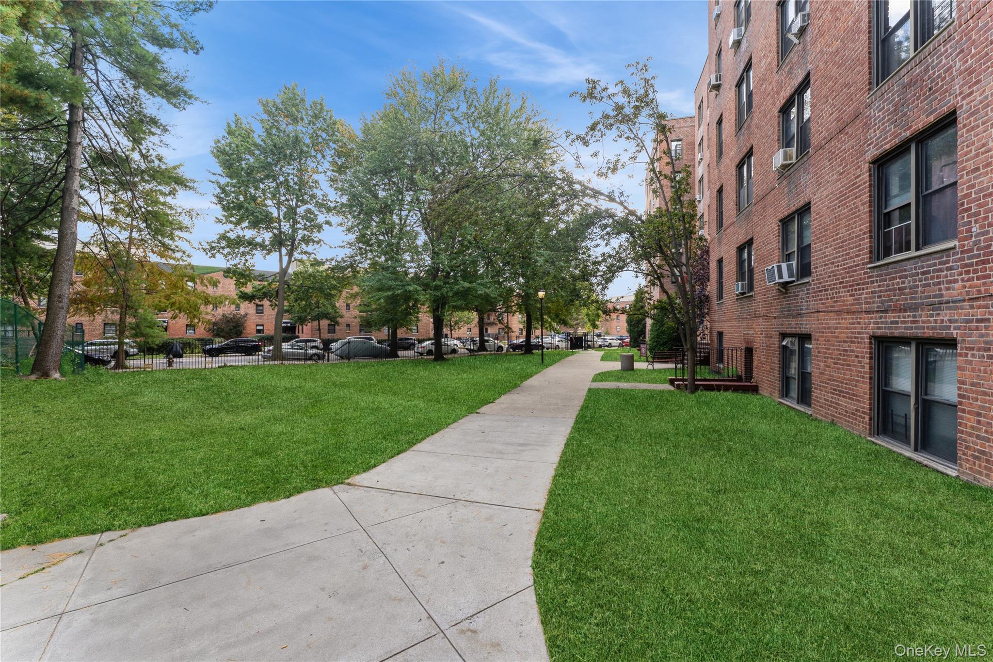 #3 photo, 150-11 72nd Road, Kew Garden Hills , NY 11367