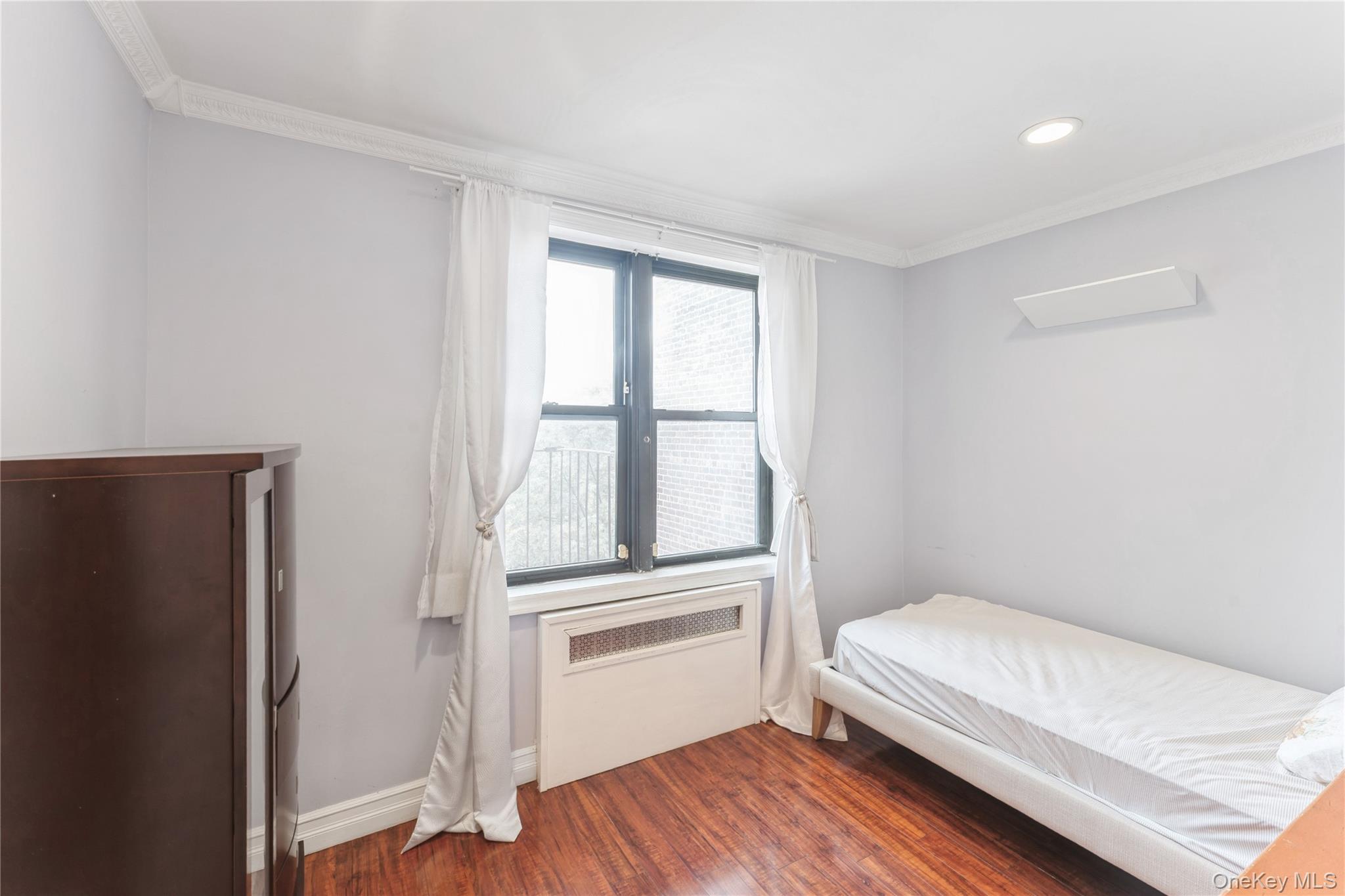 #6 photo, 150-11 72nd Road, Kew Garden Hills , NY 11367