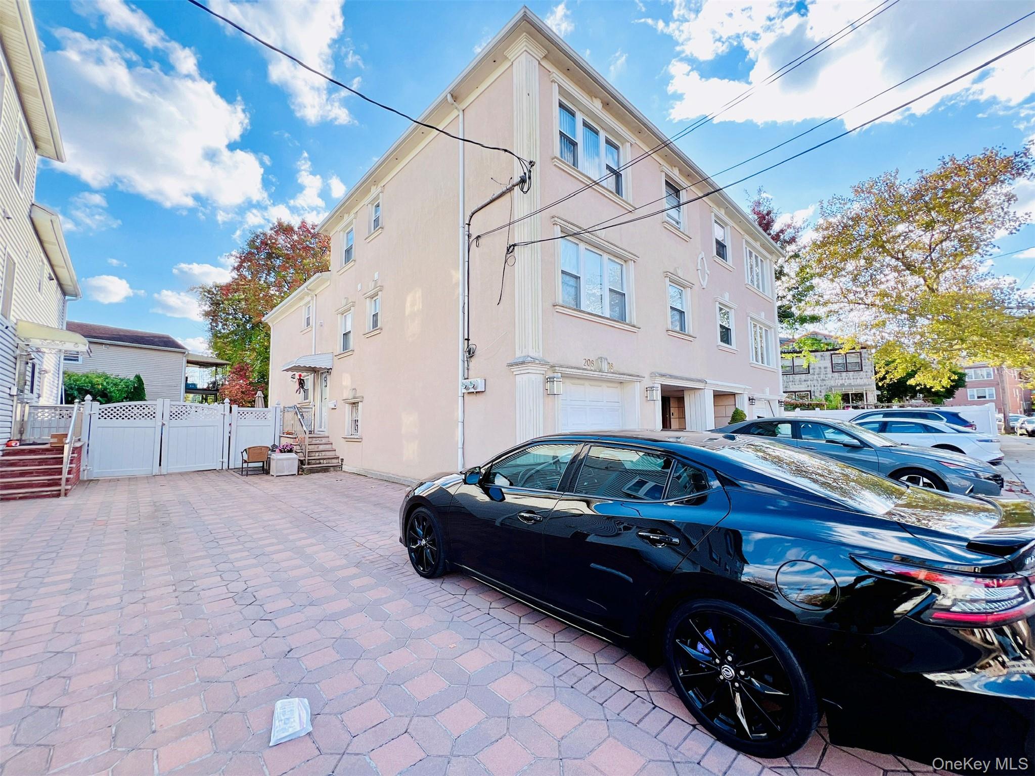 #3 photo, 208-18 15th Road, クイーンズ区 Bayside , NY 11360