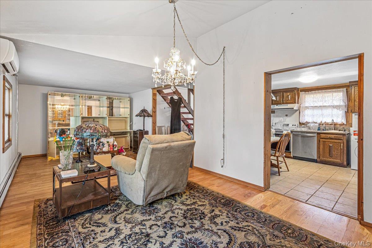 #11 photo, 5 Torrey Pine Lane, サフォーク郡 Medford , NY 11763