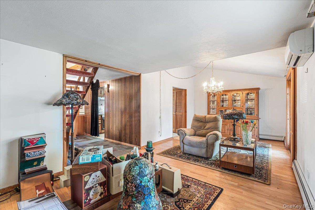 #12 photo, 5 Torrey Pine Lane, サフォーク郡 Medford , NY 11763