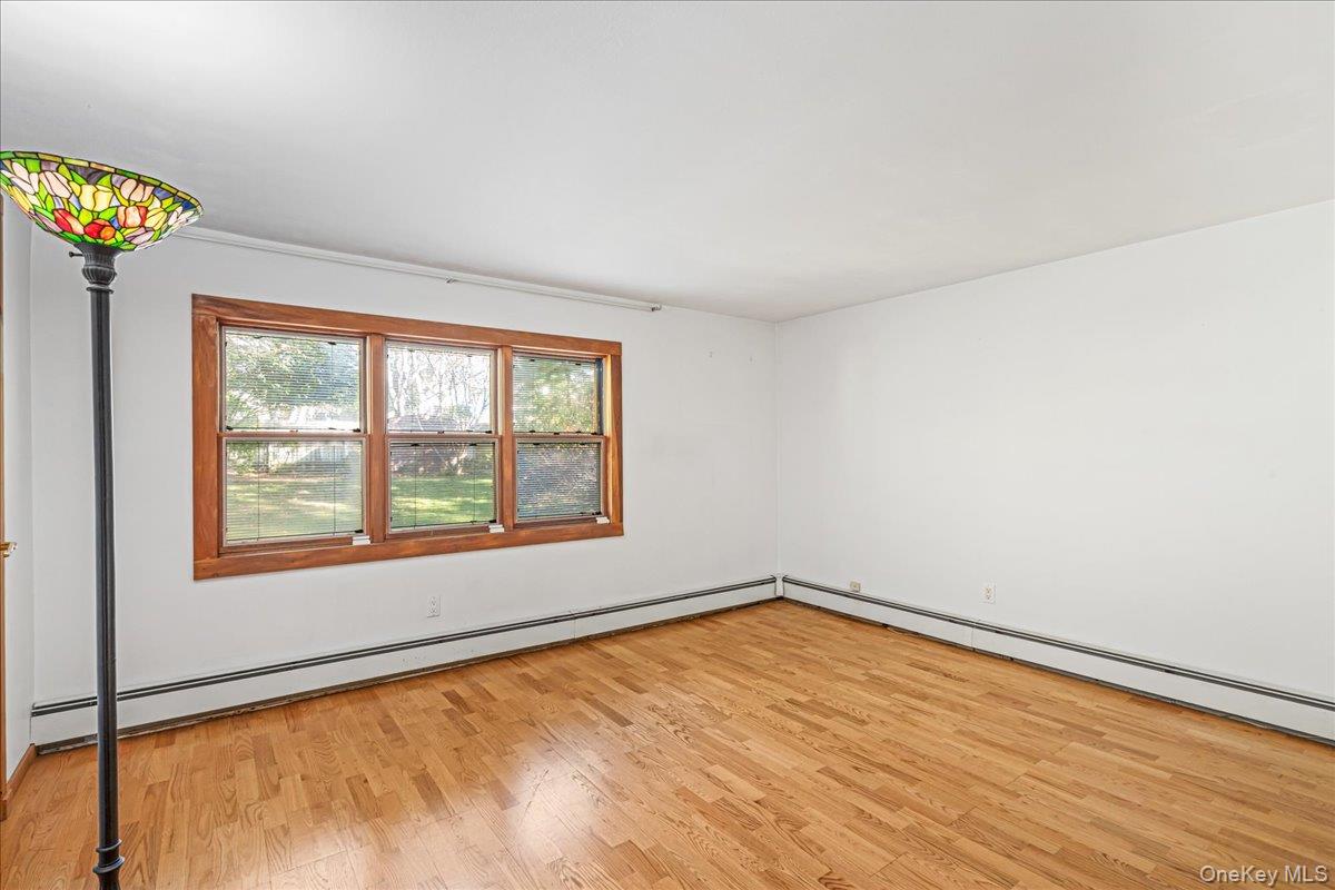 #19 photo, 5 Torrey Pine Lane, サフォーク郡 Medford , NY 11763