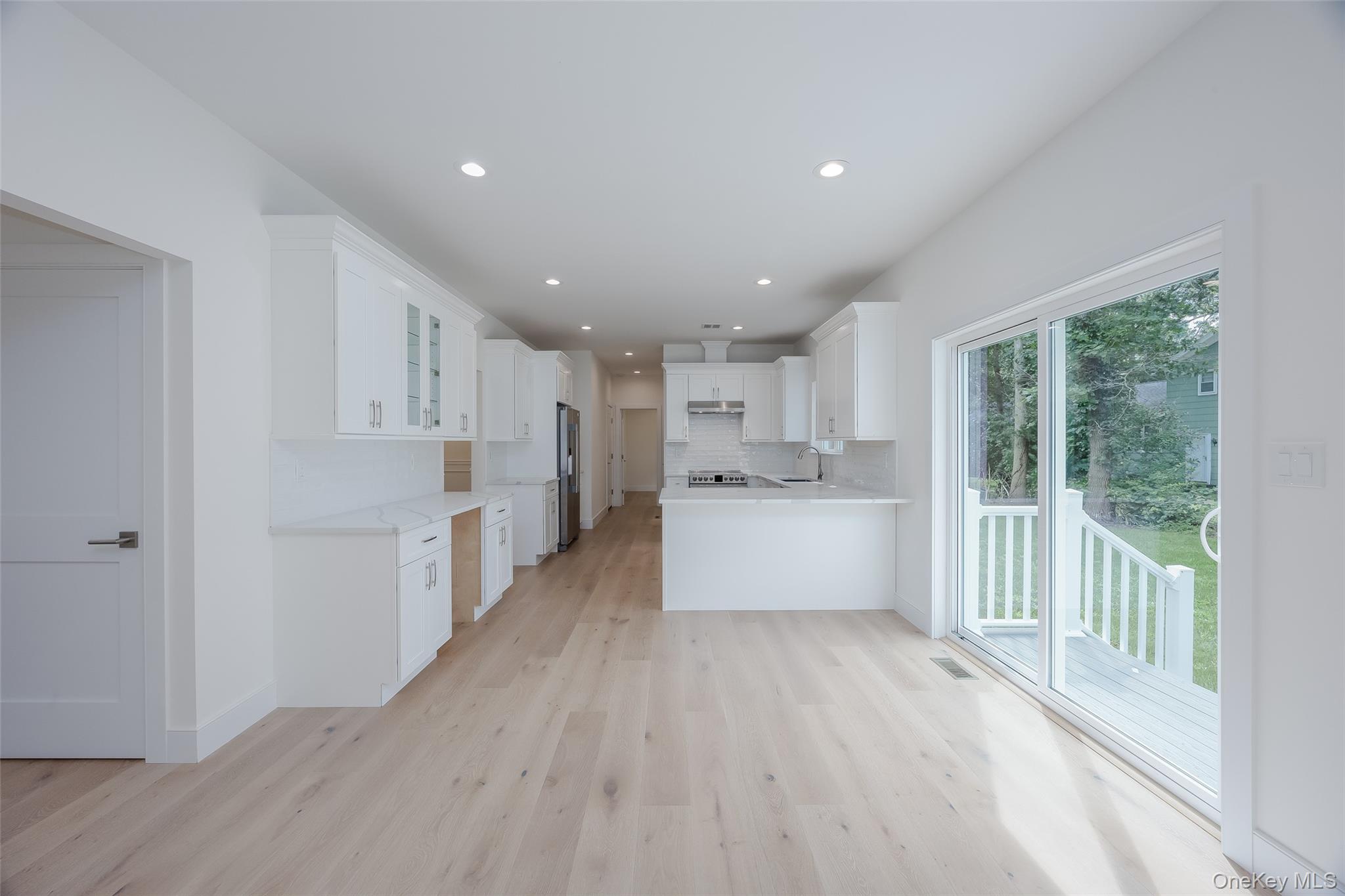 #17 photo, 40 Zenith Road, サフォーク郡 Rocky Point , NY 11778