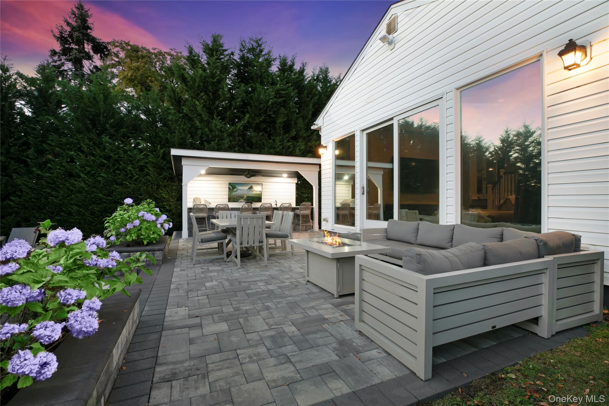 #15 photo, 1945 Byron Road, ナッソー郡 Merrick , NY 11566