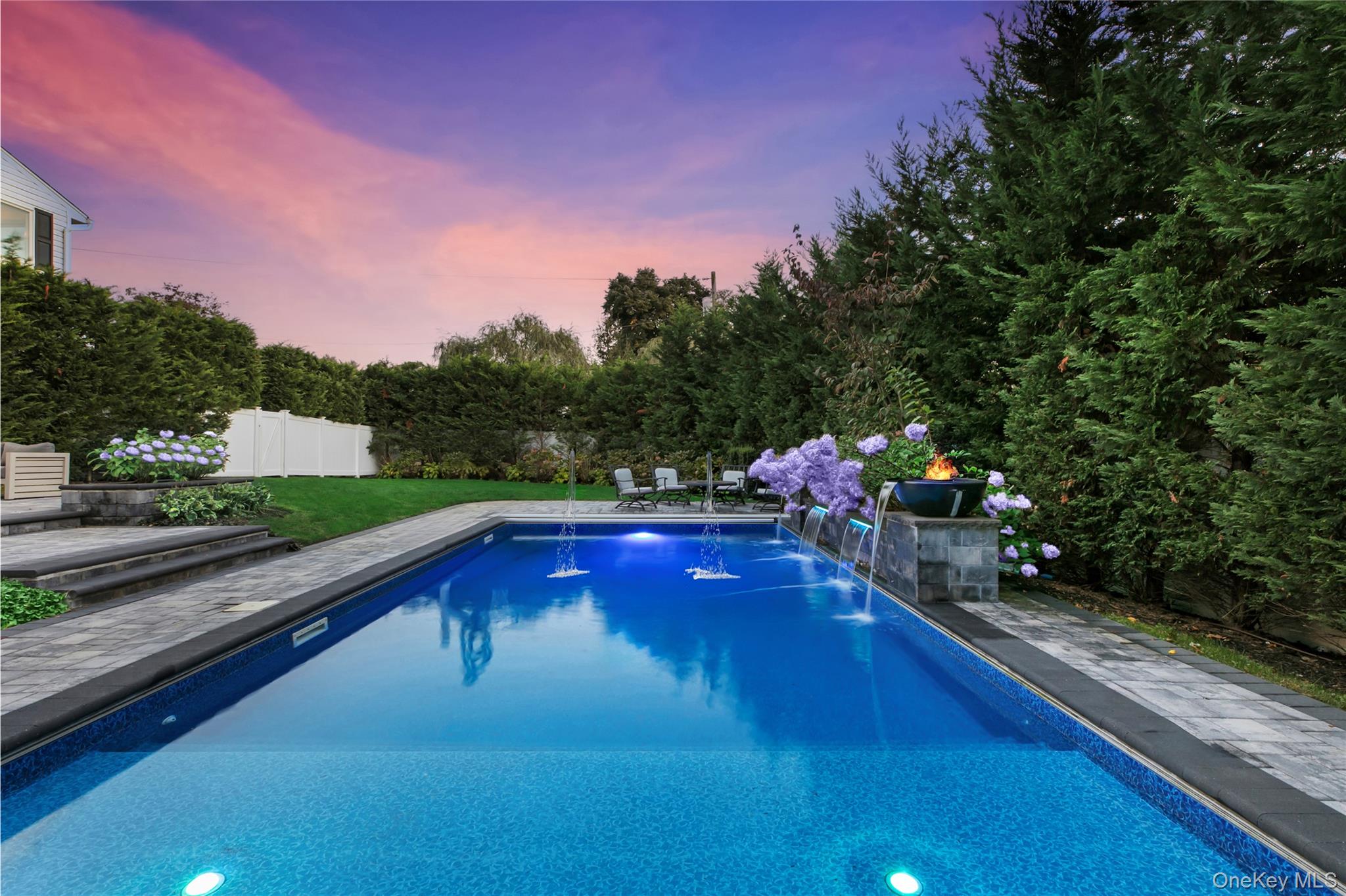 #17 photo, 1945 Byron Road, ナッソー郡 Merrick , NY 11566