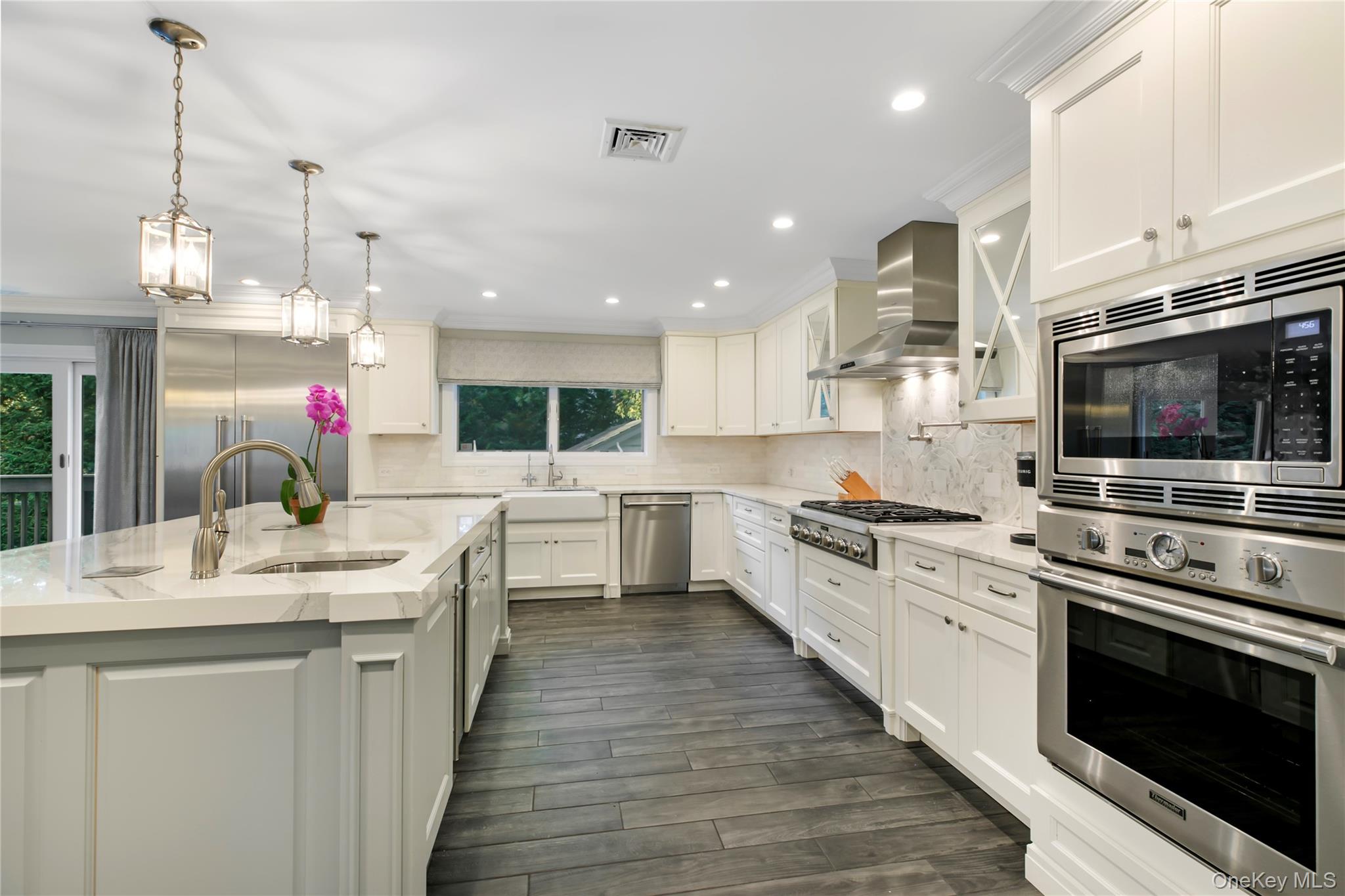 #4 photo, 1945 Byron Road, ナッソー郡 Merrick , NY 11566