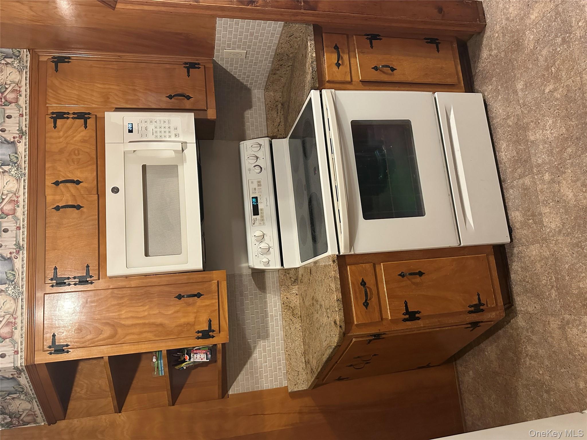 #16 photo, 168 Lenox Avenue, ナッソー郡 Uniondale , NY 11553