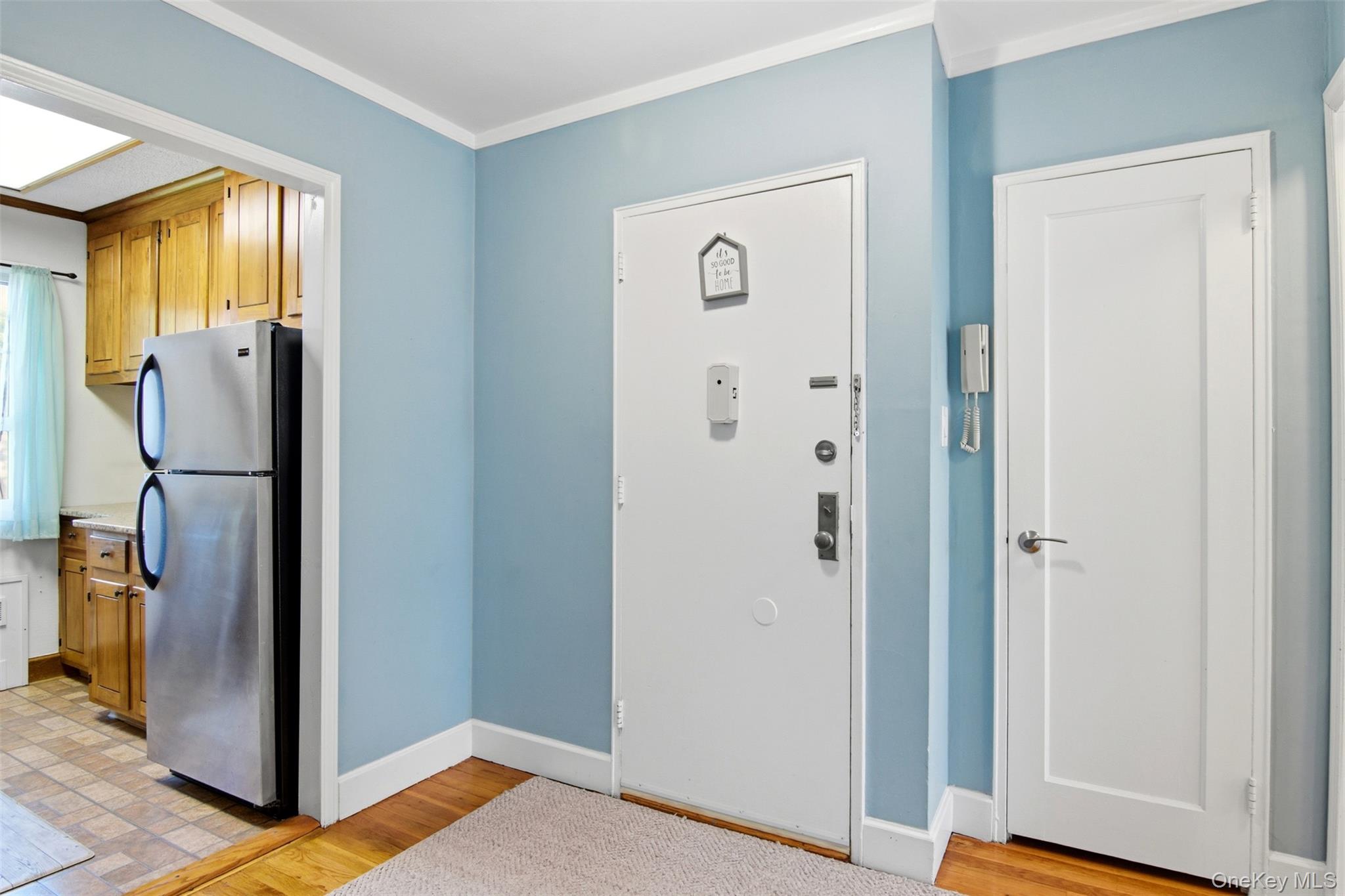 #6 photo, 405 W Main Street, Huntington , NY 11743