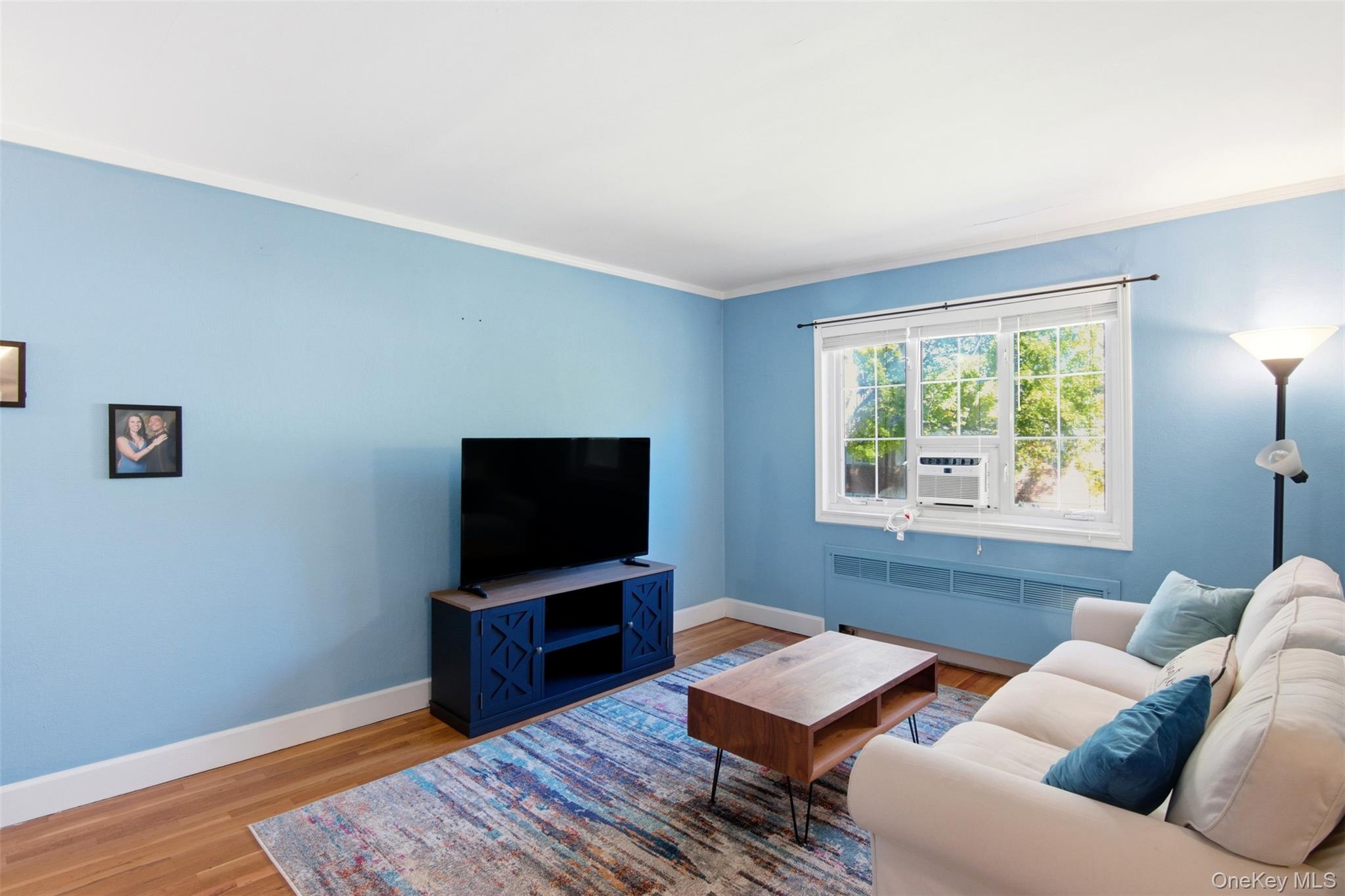 #8 photo, 405 W Main Street, Huntington , NY 11743