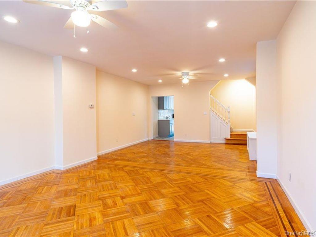 #6 photo, 25-15 83rd Street, クイーンズ区 East Elmhurst , NY 11370