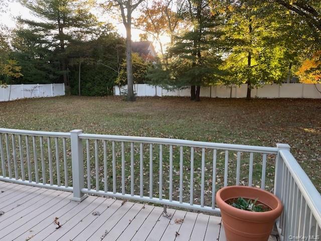 #5 photo, 116 Cambon Avenue, Saint James , NY 11780