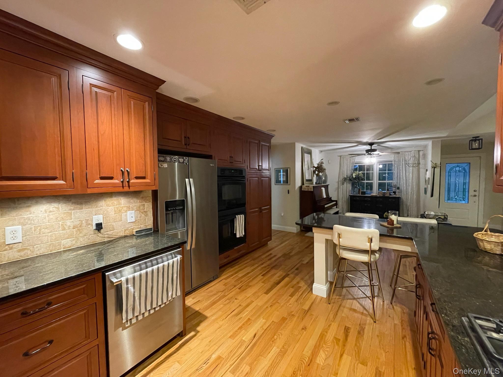 #18 photo, 348 Old Post Road, Marlboro , NY 12542