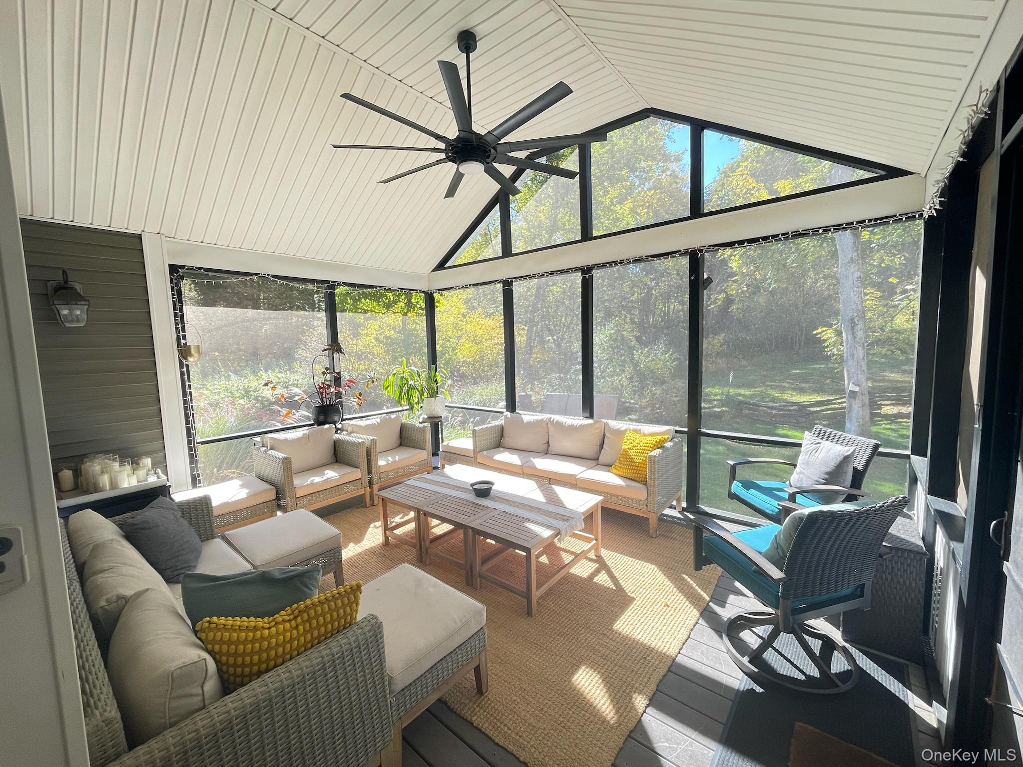 #20 photo, 348 Old Post Road, Marlboro , NY 12542