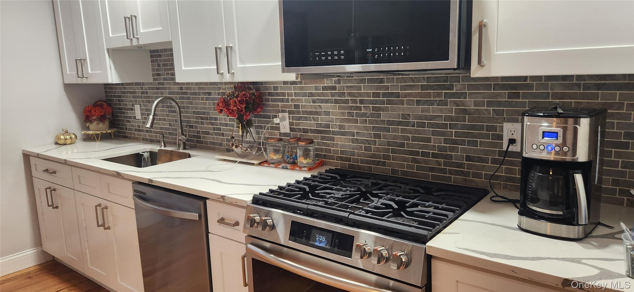 #5 photo, 466 Granny Road, サフォーク郡 Medford , NY 11763