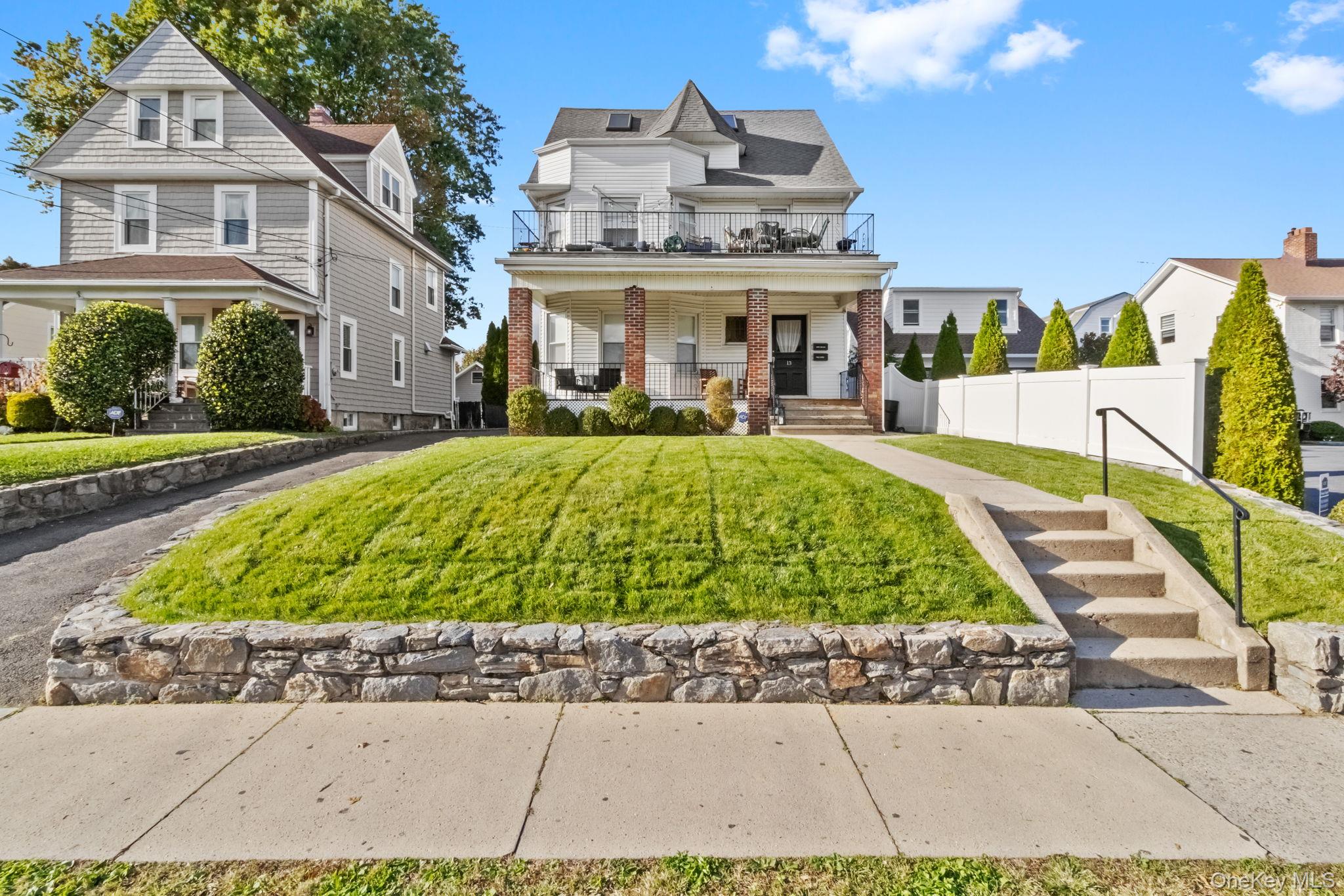 #1 photo, 13 Hanford Street, New Rochelle , NY 10805