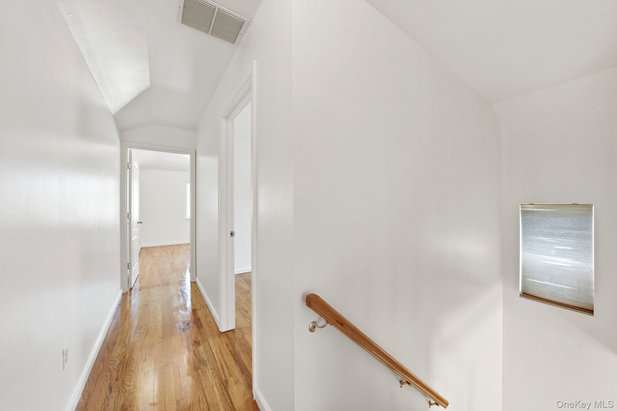 #13 photo, 31 Beresford, Staten Island , NY 10314