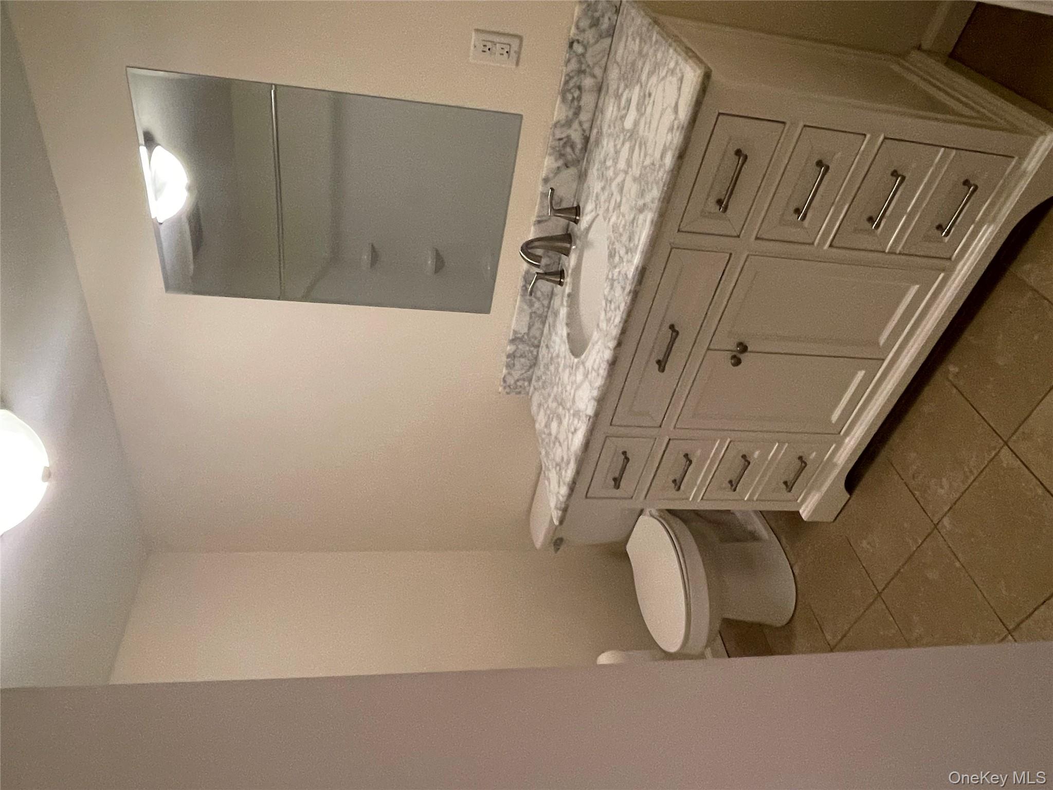 #14 photo, 1001 McIntosh Place, Newburgh , NY 12550