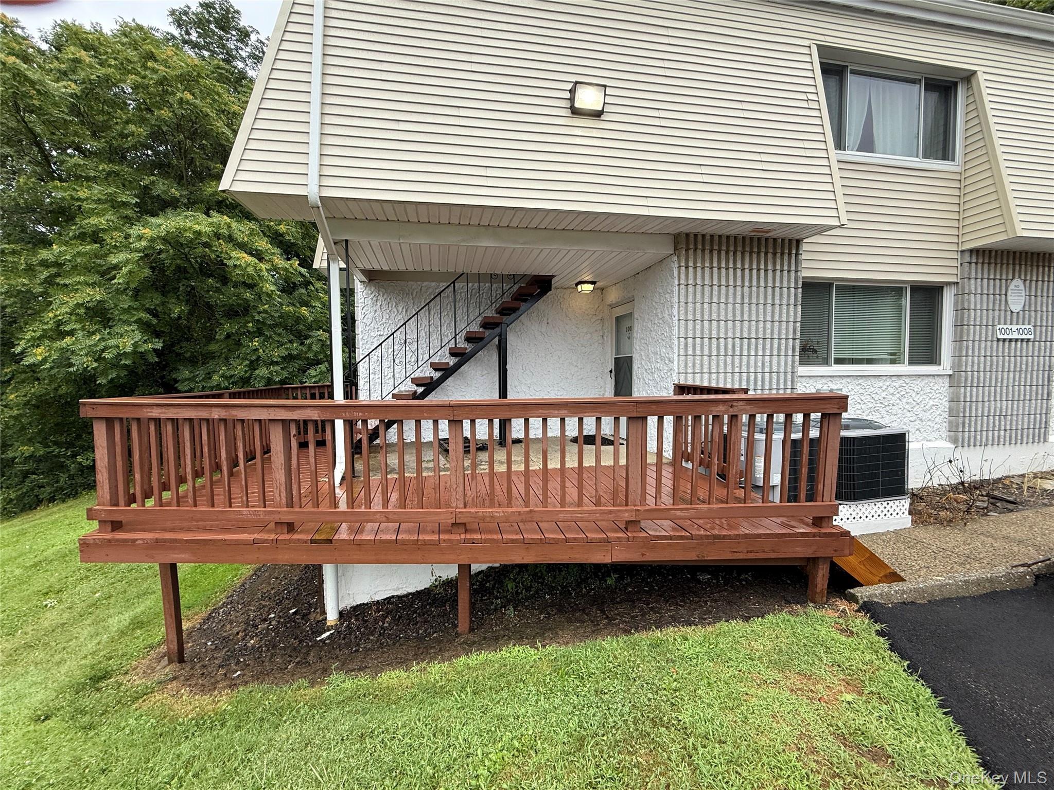 #2 photo, 1001 McIntosh Place, Newburgh , NY 12550