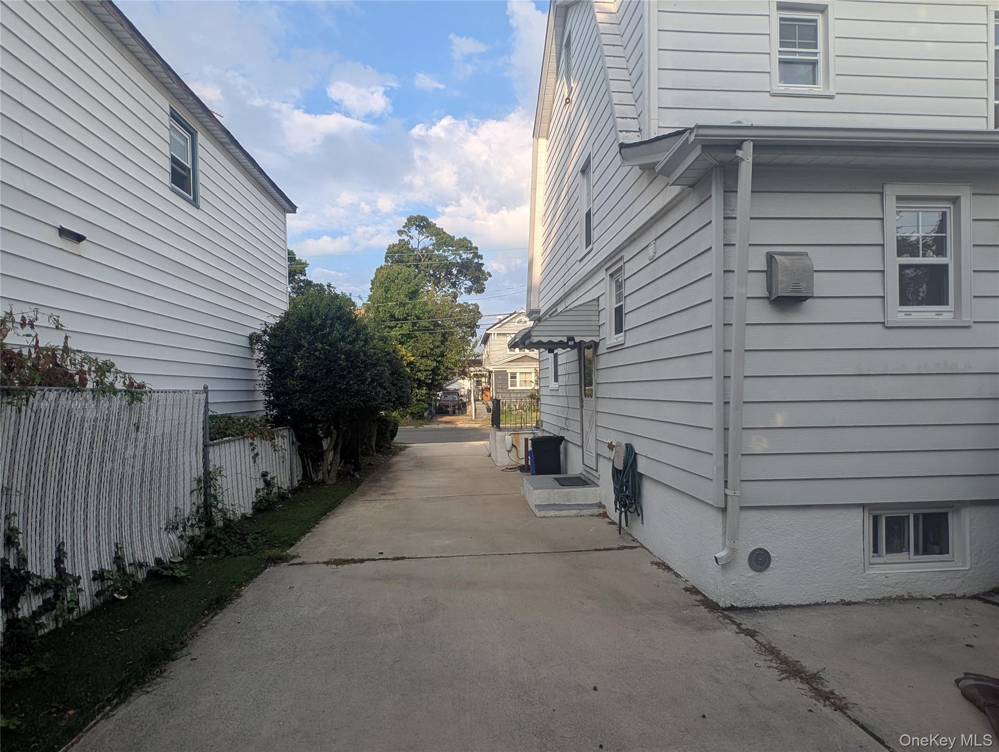 #11 photo, 81 Cochran Place, ナッソー郡 Valley Stream , NY 11581