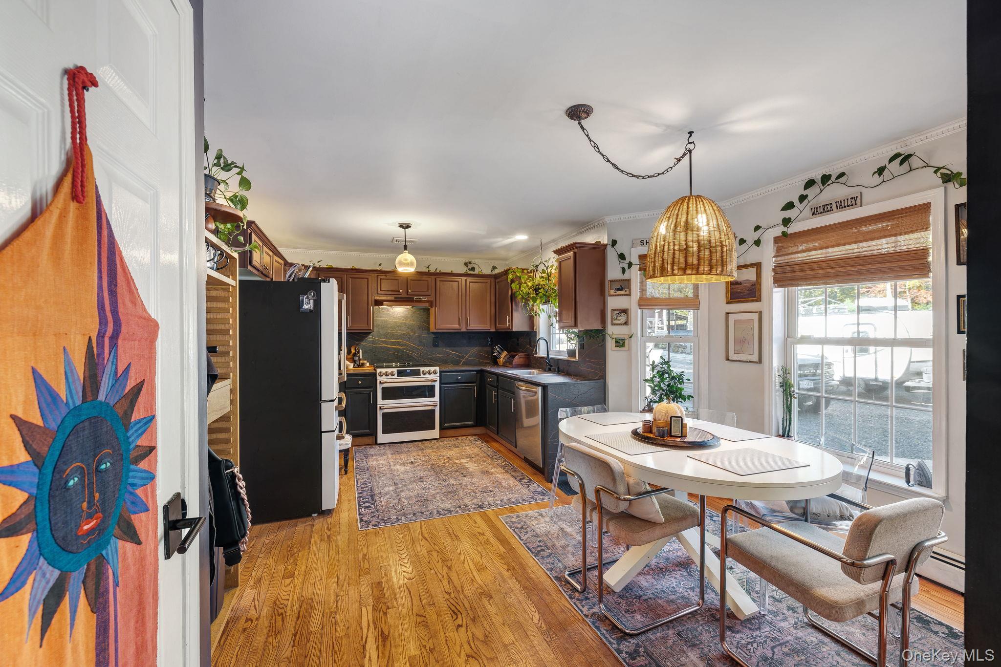 #18 photo, 557 Oregon Trail, Walker Valley , NY 12566