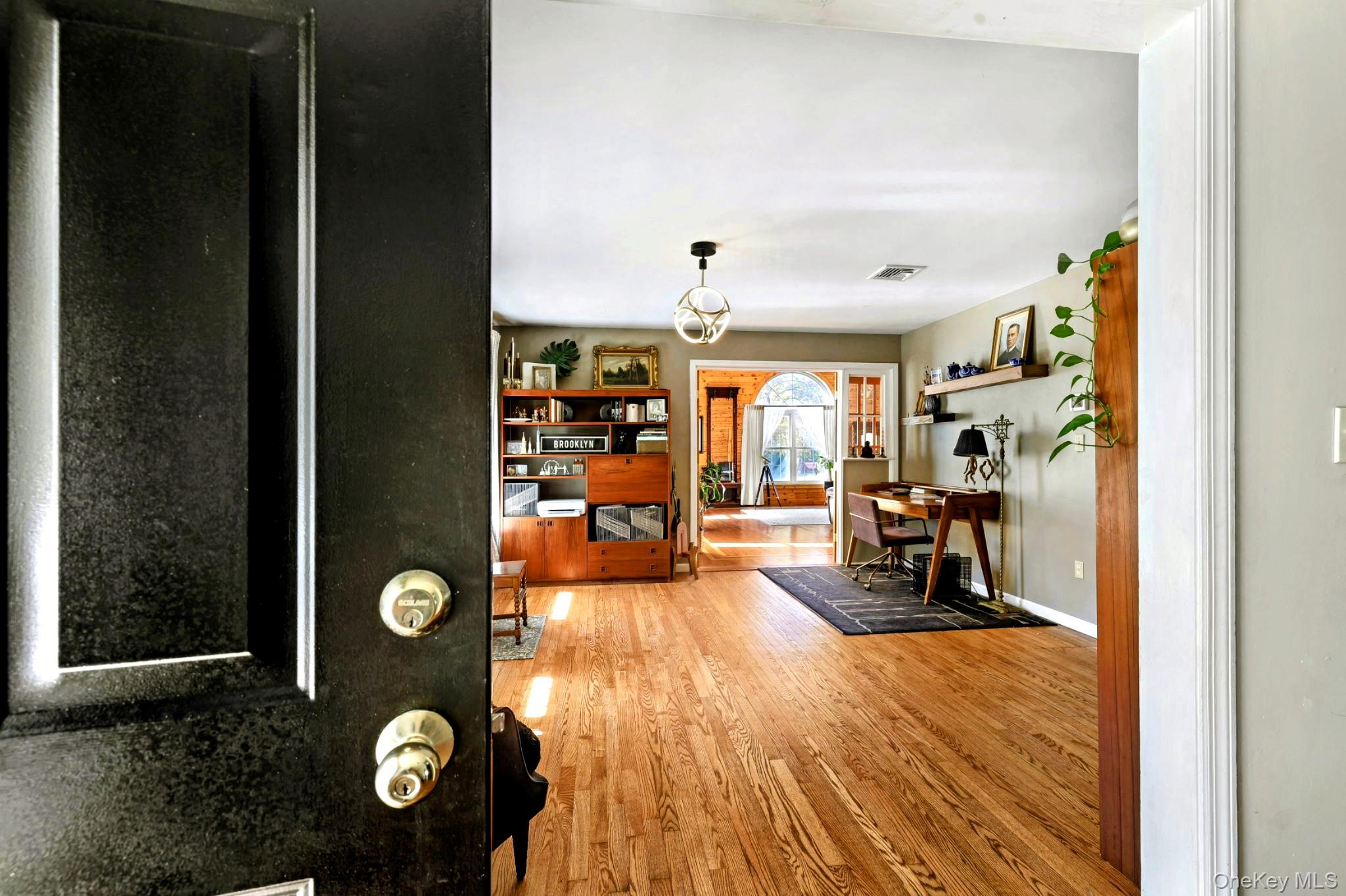 #6 photo, 557 Oregon Trail, Walker Valley , NY 12566