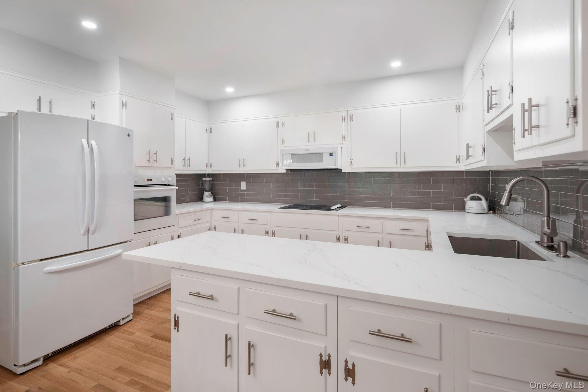 #17 photo, 111 Seven Bridges Road, Chappaqua , NY 10514