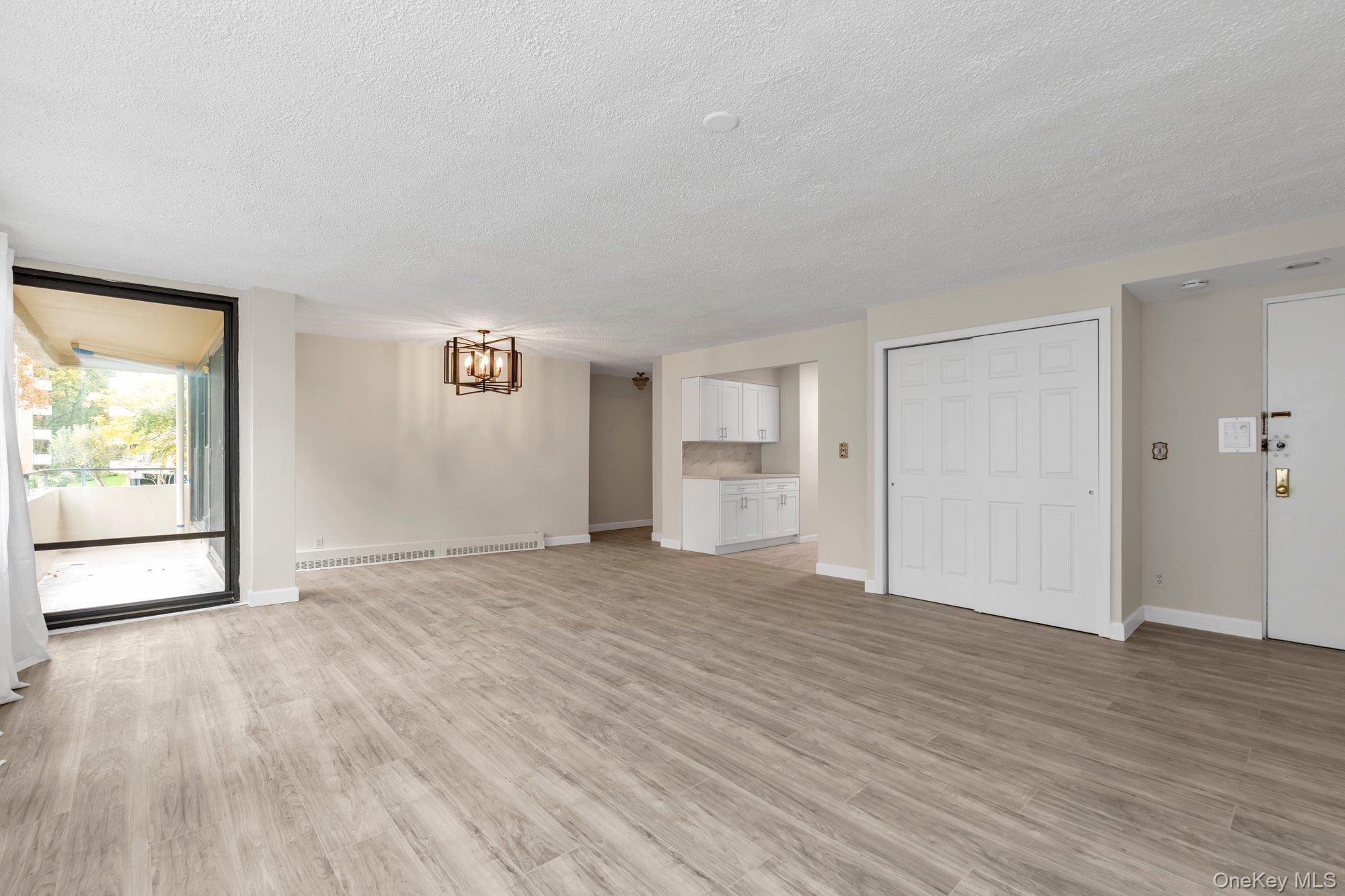 #2 photo, 7-25 166 St, クイーンズ区 Beechhurst , NY 11357