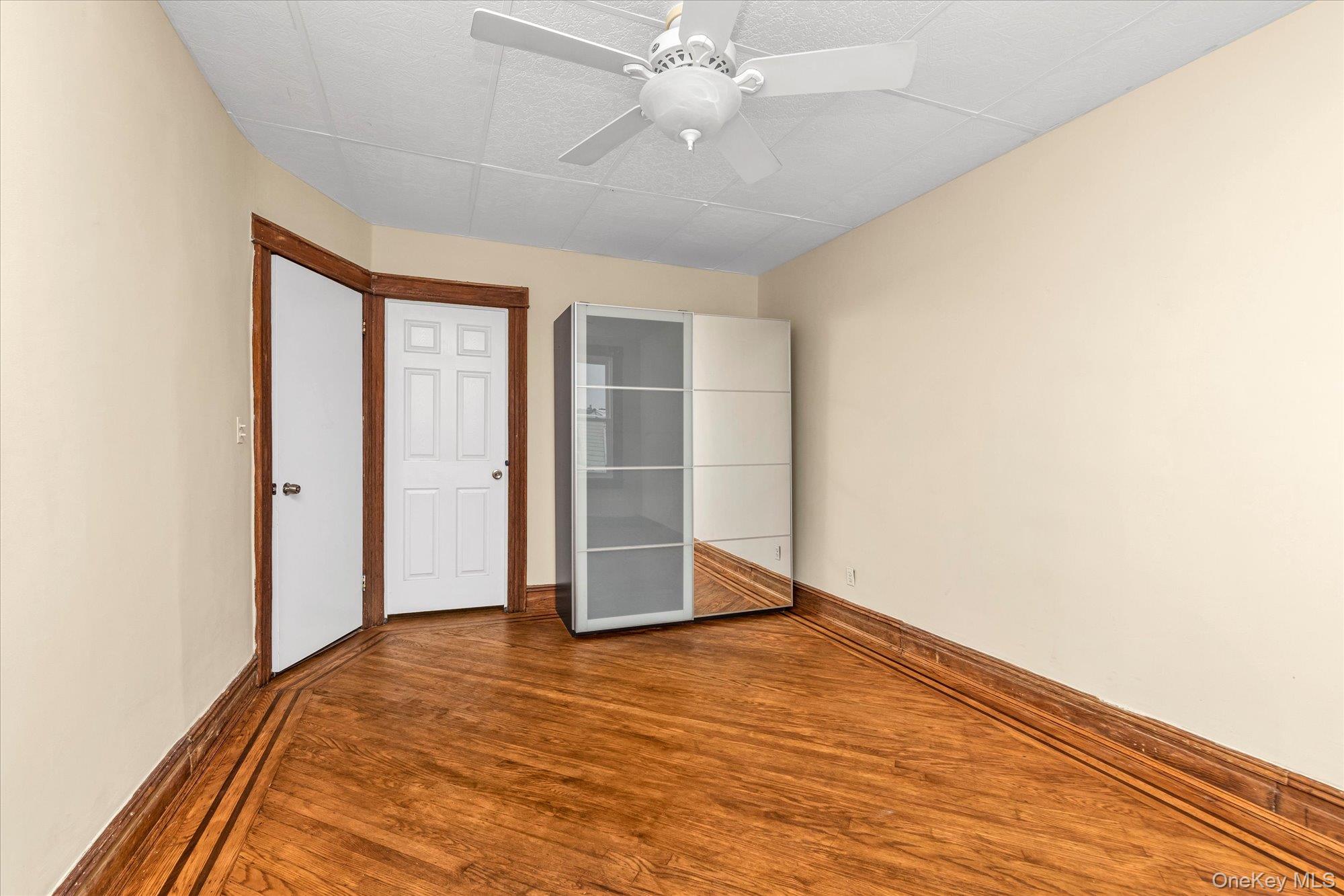 #4 photo, 91-28 89th Street, Woodhaven , NY 11421